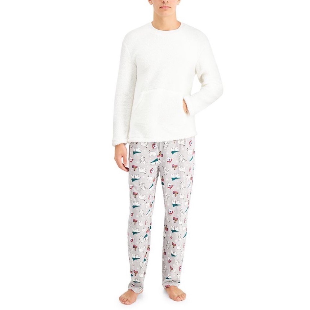 Macy’s Family PJ’s Polar Bears Fleece Top